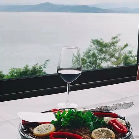 Hotel Camping Lin 3*